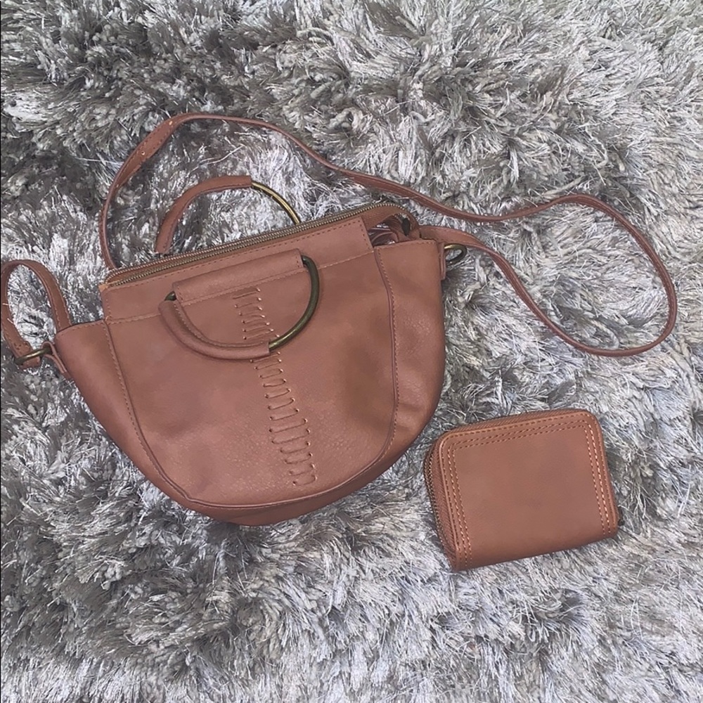 Universal Threads Crossbody & Wallet Set